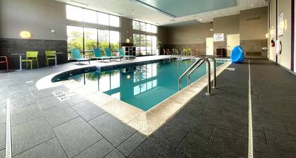 Home2 Suites by Hilton Milwaukee Airport