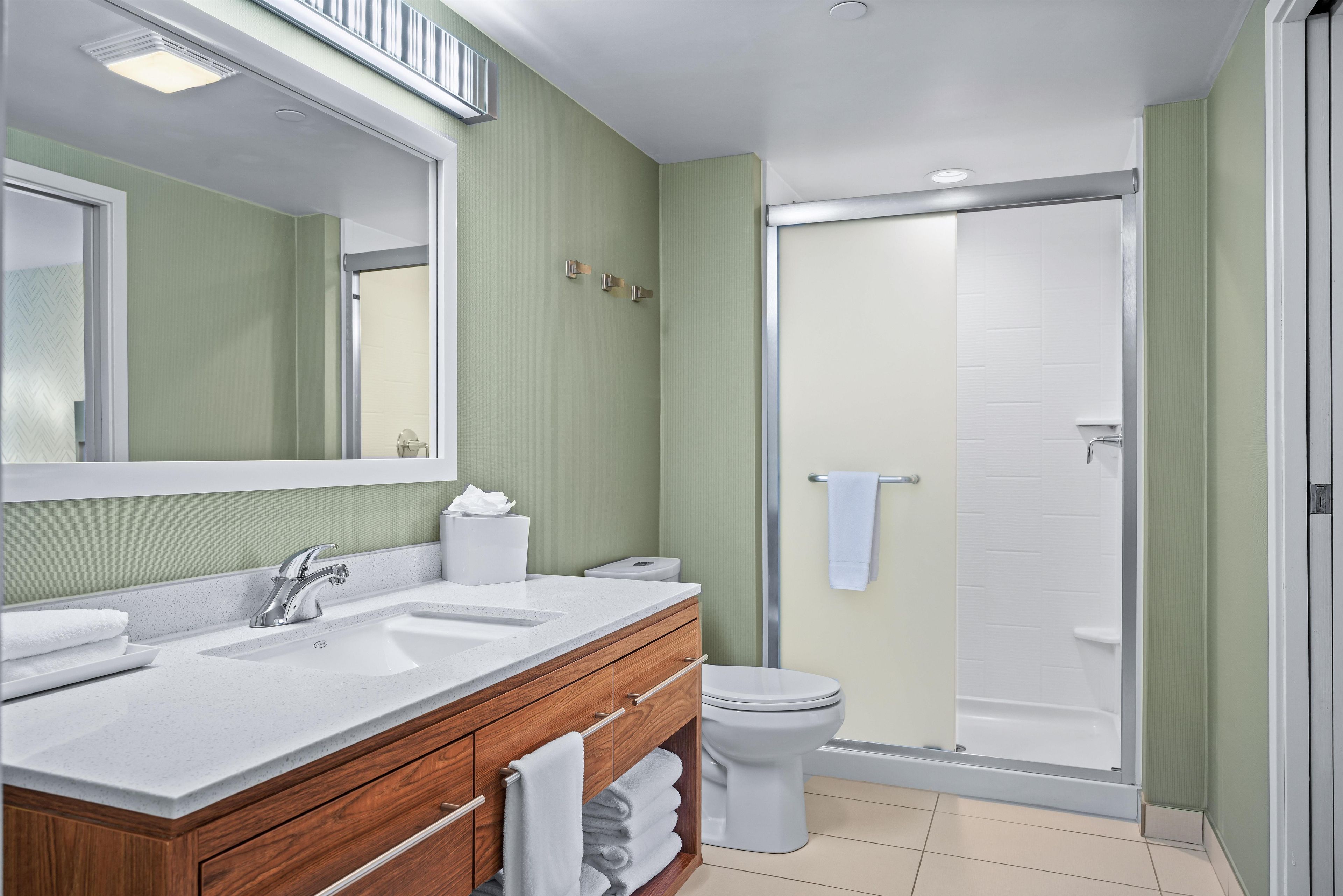 Ducha del cuarto de baño