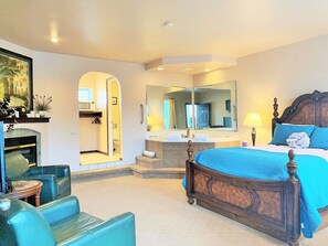 Suíte, 1 cama Queen, banheira de imersão | Individualmente decorados, individualmente mobiliados, Wi-Fi de cortesia