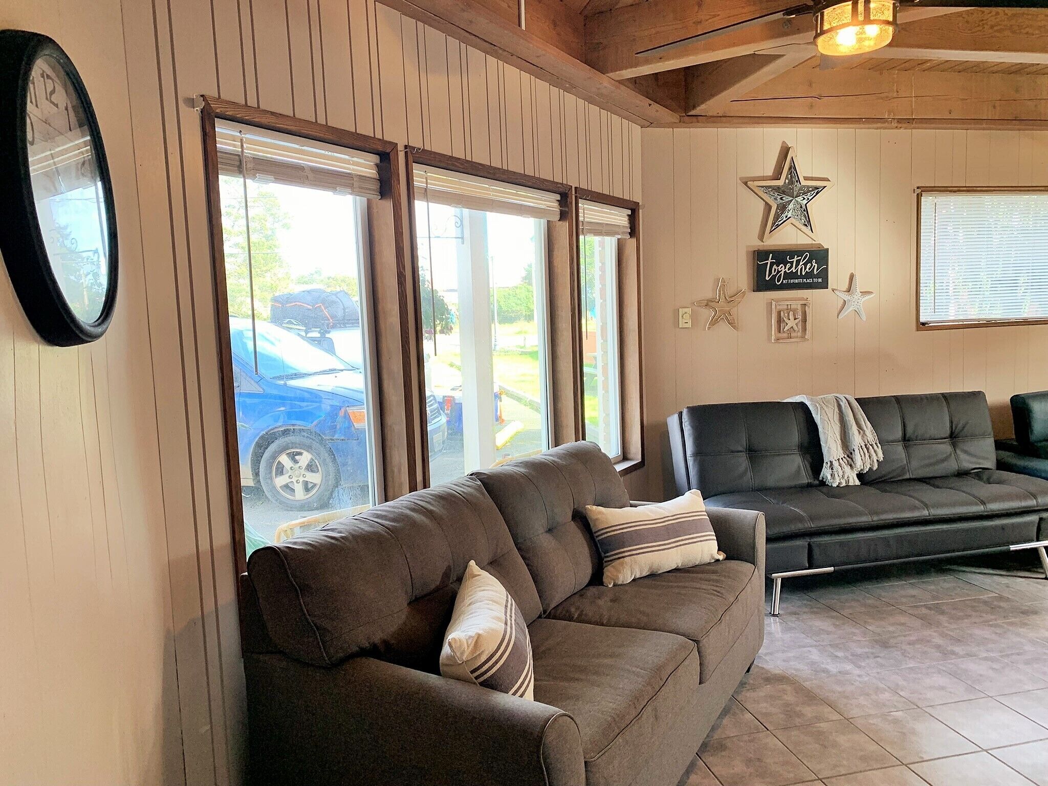 Family Suite | Living room