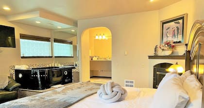 Breakers Boutique Inn