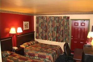 Iron/ironing board, free WiFi - Plaza Travel Inn (Clewiston)