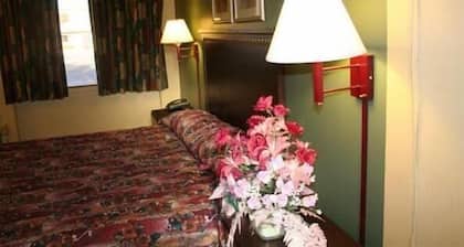 Plaza Travel Inn