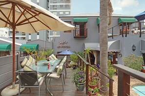 Sun deck