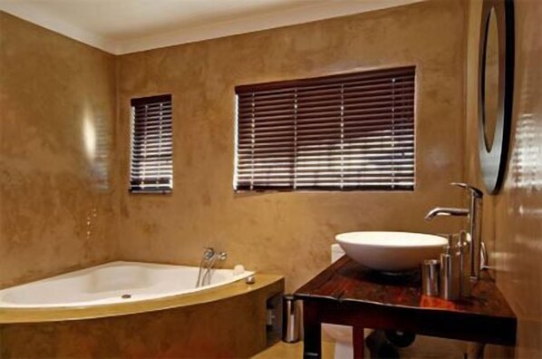 Amenidades de baño gratuitas y toallas 