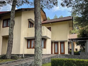 Exterior - Puri Setiabudhi Residence (Bandung)