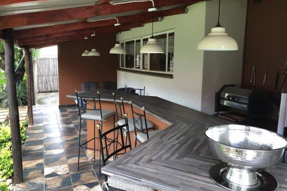 Big 5 Guest House