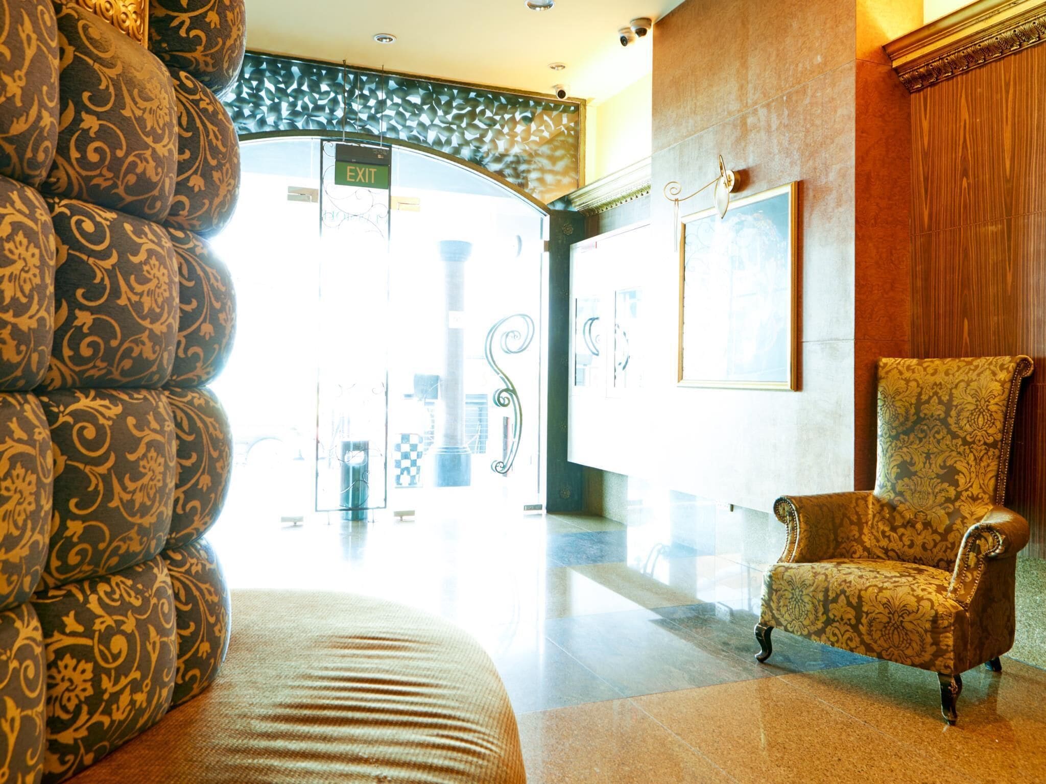 المنشأة من الداخل