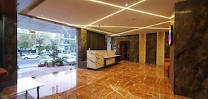 Lobby - Royal Empire (Jaipur)