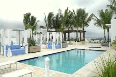 Beach House Bal Harbour