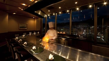 3 restaurants, Japanese cuisine