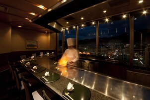 3 restaurantes, cocina japonesa