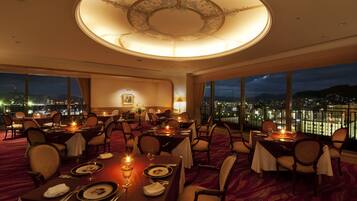 3 restaurants, Japanse gerechten