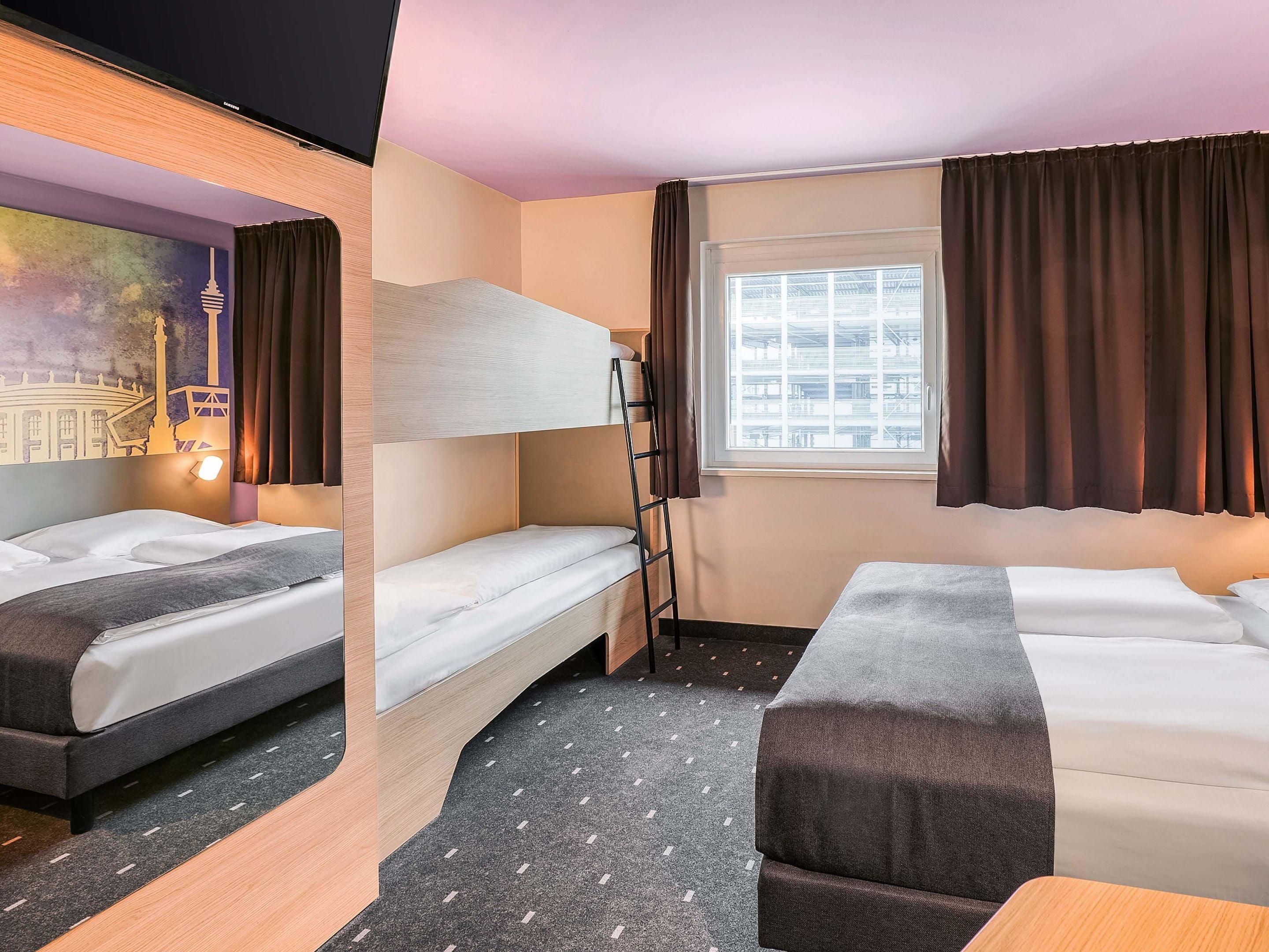 Photo - B&B Hotel Stuttgart-Vaihingen
