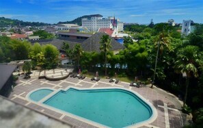 Kolam renang