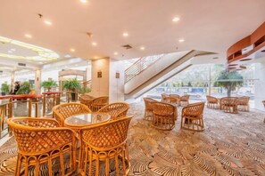 Restaurant - Jinmao International Hotel (HUAINAN)