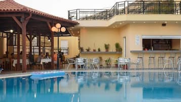 Piscina externa