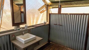 Tenda Premium | Bagno | Doccia, accappatoio, asciugamani