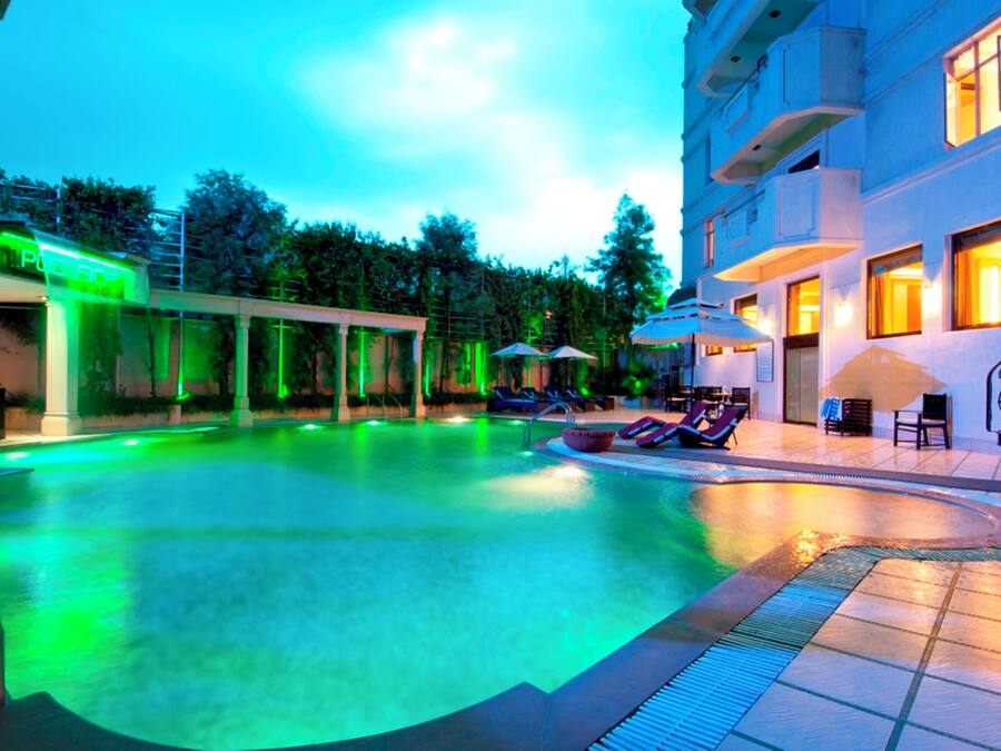Pool