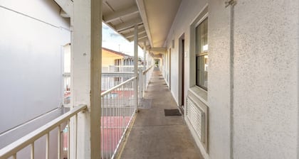 Red Roof Inn Plano