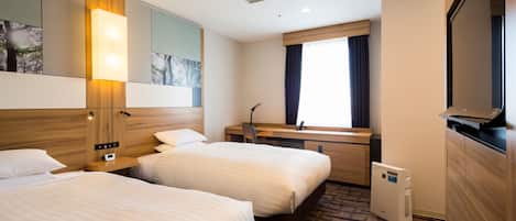 Skrivbord, strykjärn/strykbräda, gratis wi-fi och sängkläder