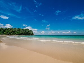 Beach - Nirwana Beach Club (Bintan)