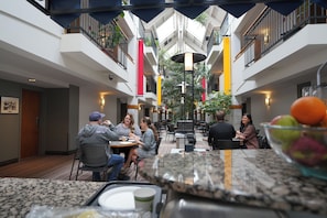 Free daily continental breakfast
