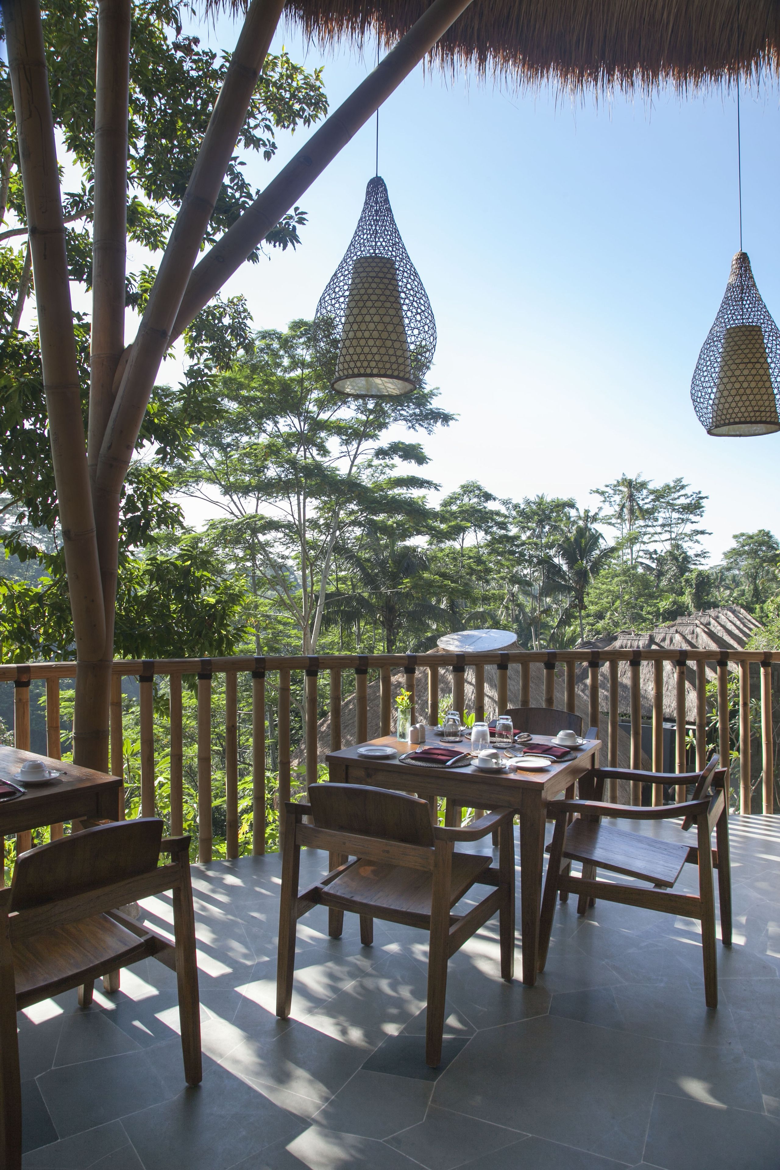 Daily full breakfast (IDR 242000 per person)