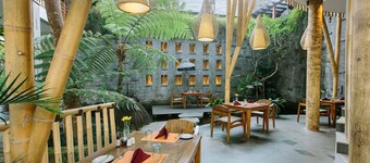 Tejaprana Resort & Spa
