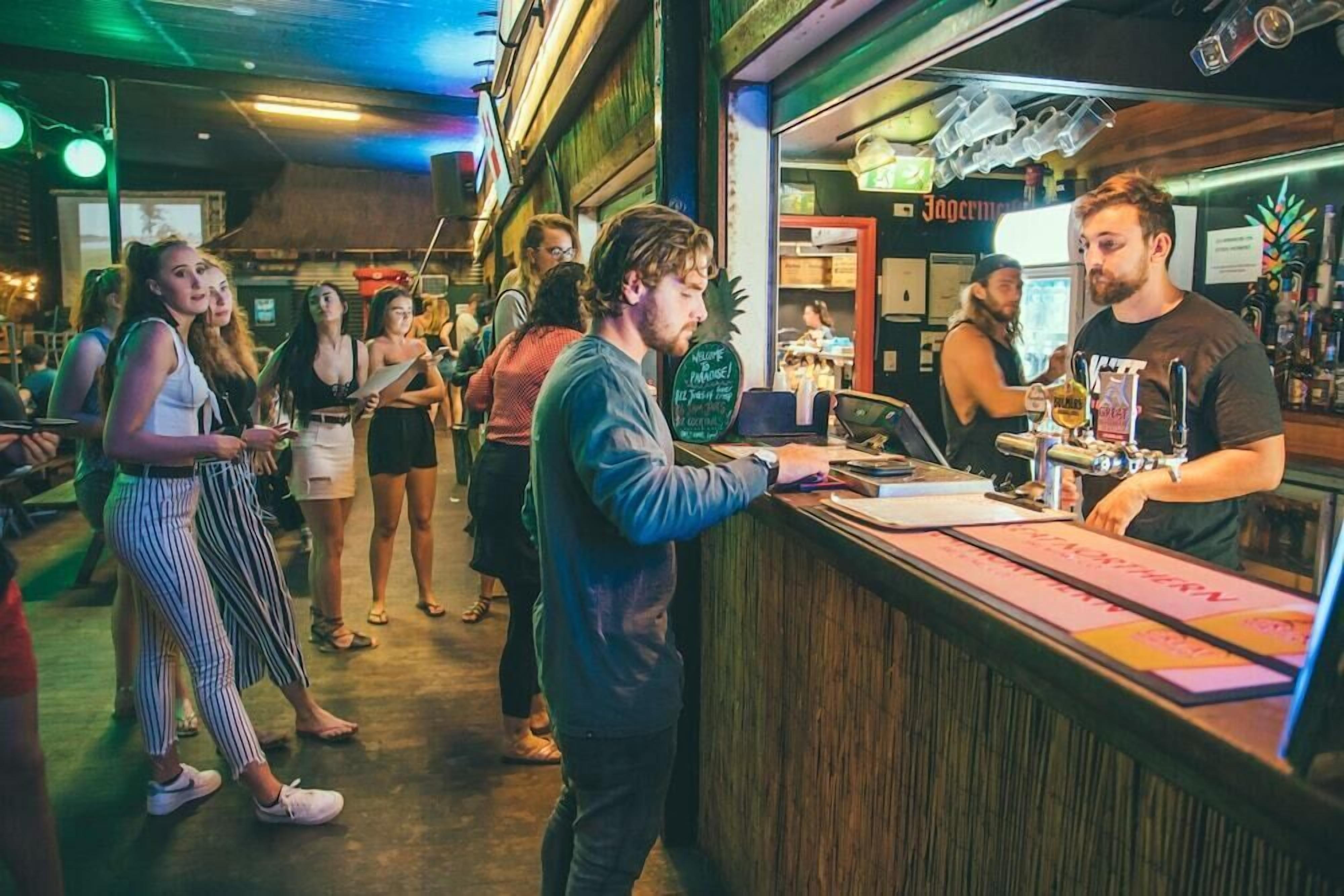 Bar (på overnattingsstedet)