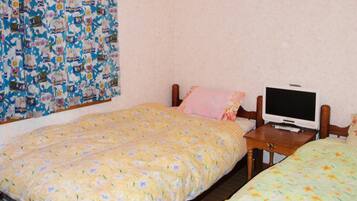 Free WiFi, bed sheets