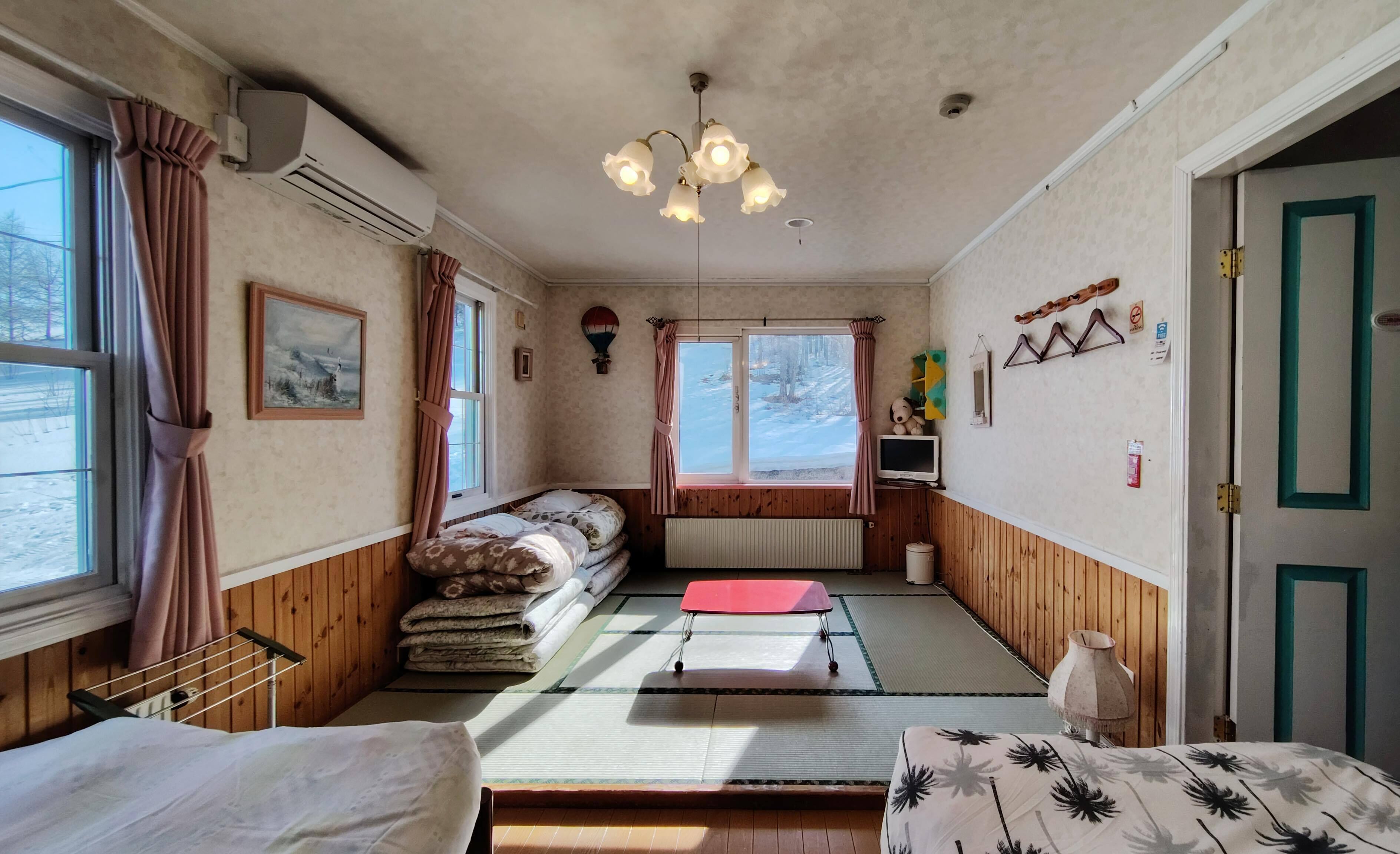 Family Room, Free Wifi, Non Smoking (Japanese & Western Style), Shared Bathroom | Free WiFi, bed sheets