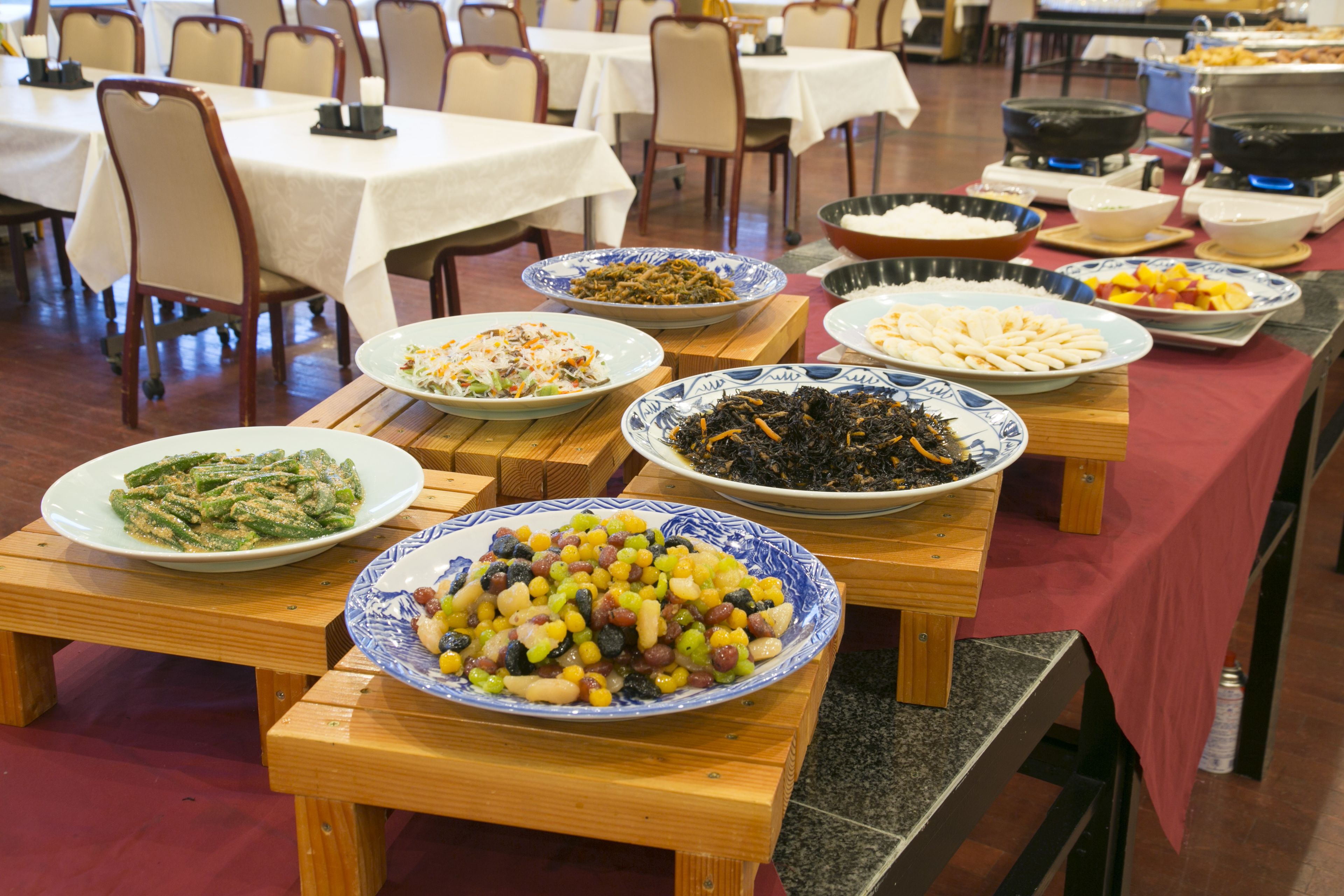 매일 뷔페 아침 식사(1인당 JPY 3000)