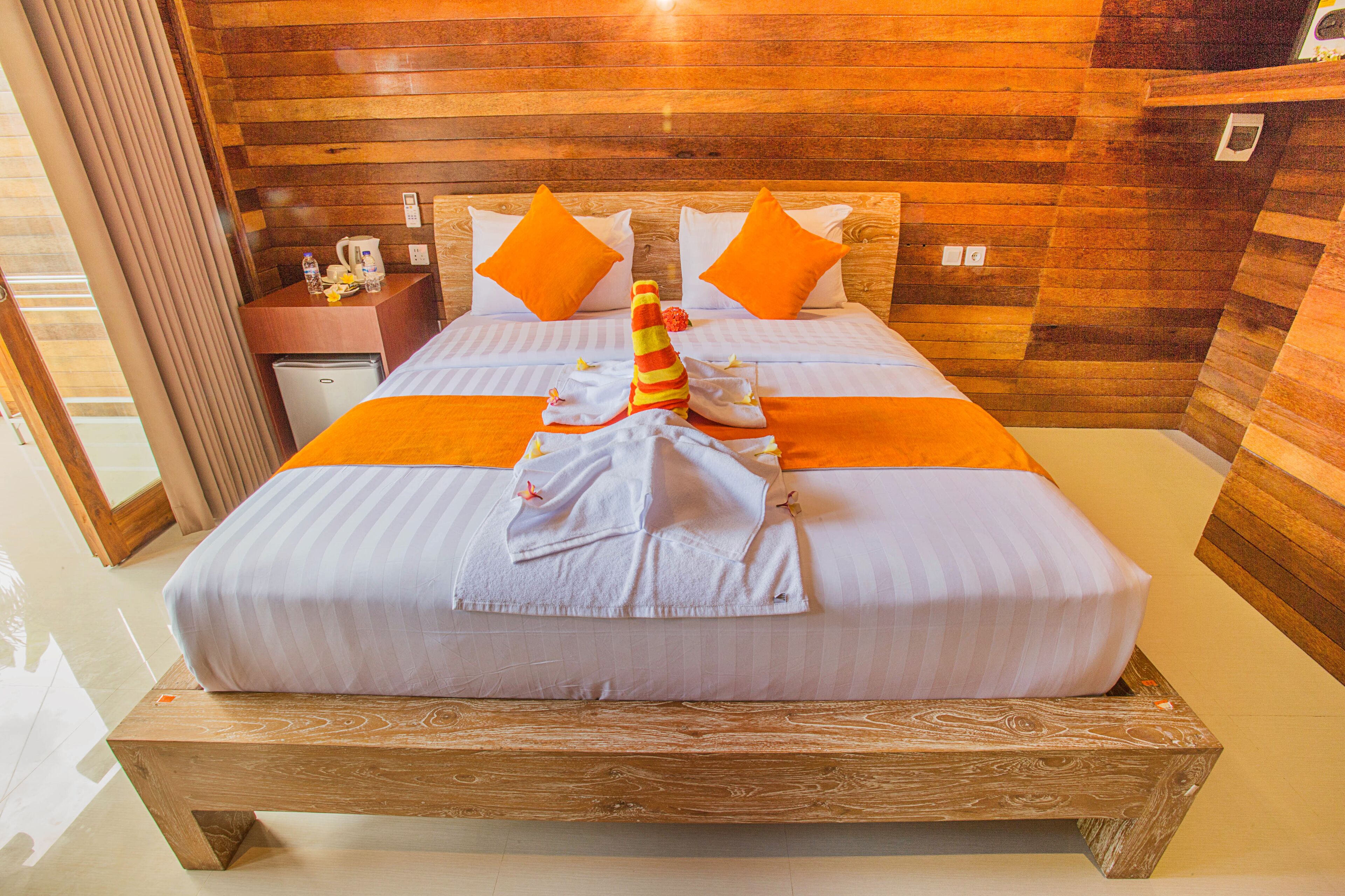 minibar, in-room safe, desk, blackout curtains