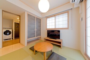 高级双床房 (with Tatami Area) | 客房服务设施