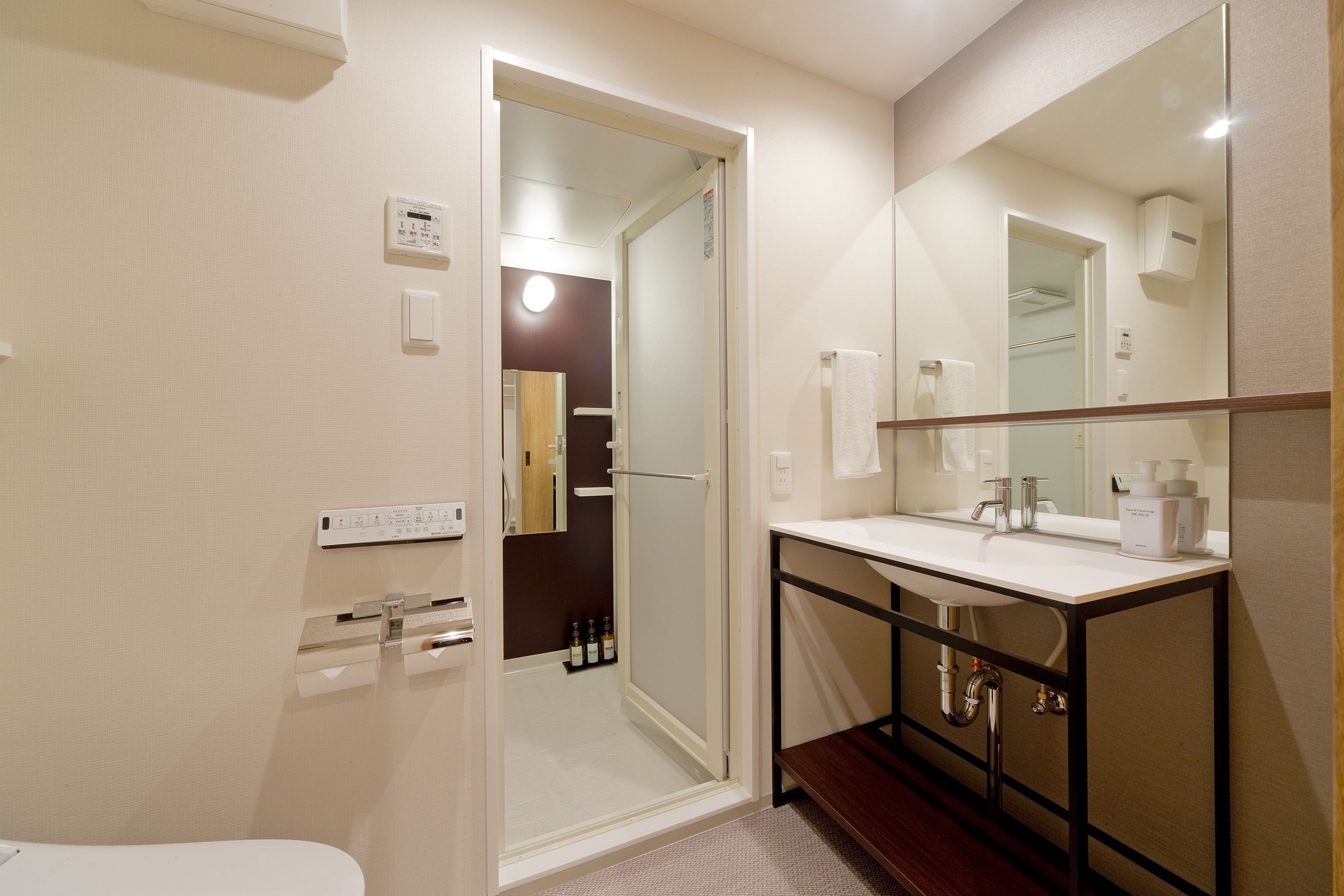 superior twin room with tatami area | bathroom | separate bathtub and shower, deep-soaking bathtub, free toiletries
