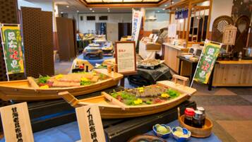 Breakfast, lunch and dinner served