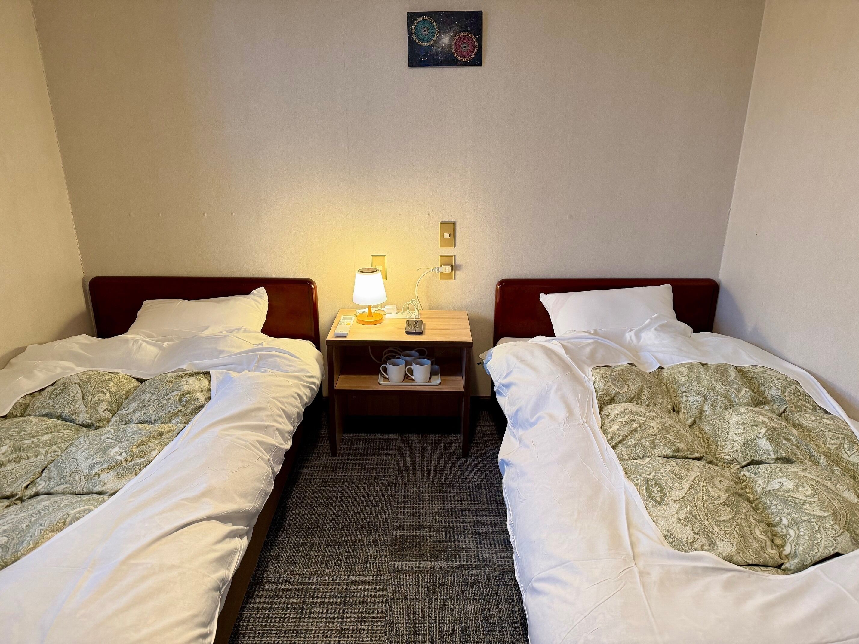 Twin Room | In-room safe, soundproofing, free WiFi, bed sheets