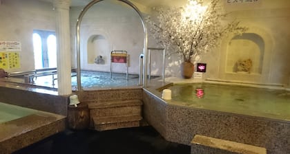 Hiroshima Capsule Hotel & Sauna New Japan EX - Caters to Men