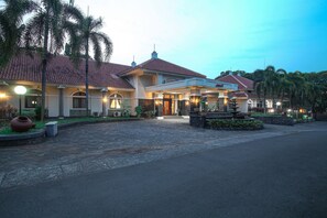 Exterior - The Royale Krakatau Hotel (Cilegon)