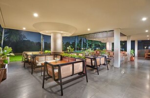 2 Restaurants; Frühstück, Mittagessen und Abendessen werden serviert
