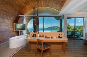 Premier Panorama Pool Villa | 客房内保险箱、办公桌、隔音、免费 WiFi