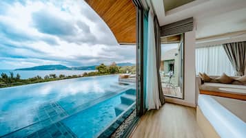 Premier Panorama Pool Villa | Kameruitzicht
