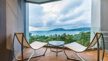 Panoramic Room | Terrace/patio