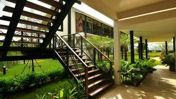 ห้องสแตนดาร์ด | มินิบาร์, โต๊ะทำงาน, เตียงเสริม/เปล, Wi-Fi ฟรี