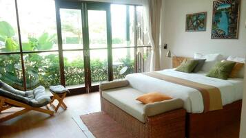 Deluxe Double Room | Minibar, desk, rollaway beds, free WiFi