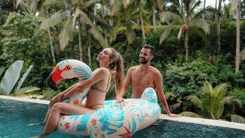 Outdoor pool, pool loungers