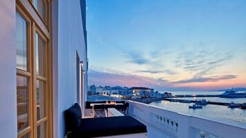 Vila, 4 quartos, vista para o mar | Sacada