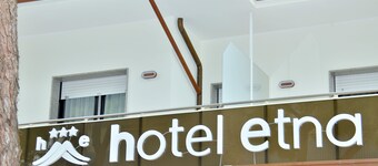 Hotel Etna
