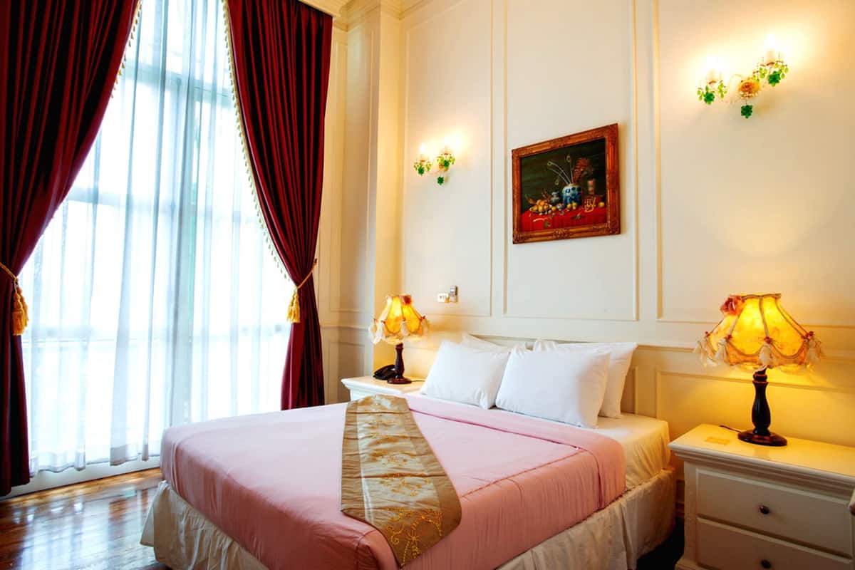 Standard Double Room | Free cots/infant beds, bed sheets